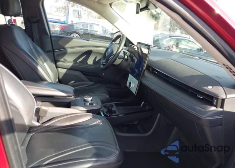 2022 Ford Mustang Mach-E Premium from USA, damaged, VIN 3FMTK3R7XNMA02847